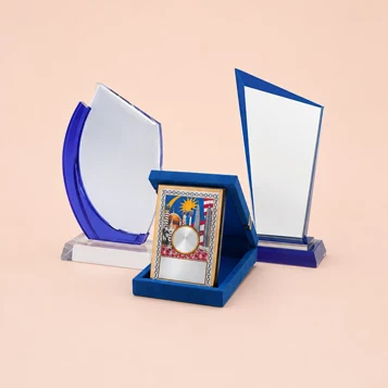 Trophy & Velvet Box Cenderahati Korporat Harga Direct Kilang